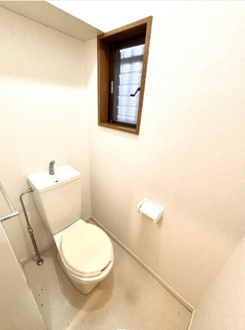 トイレ　※違うお部屋の写真