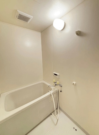 バス・シャワールーム　※違うお部屋の写真