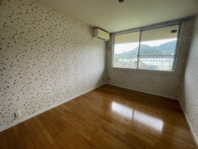 志井サンハイツタウンハウスの居間写真