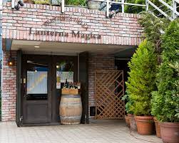 飲食店　Trattoria della Lanterna Magic（飲食店）まで886m