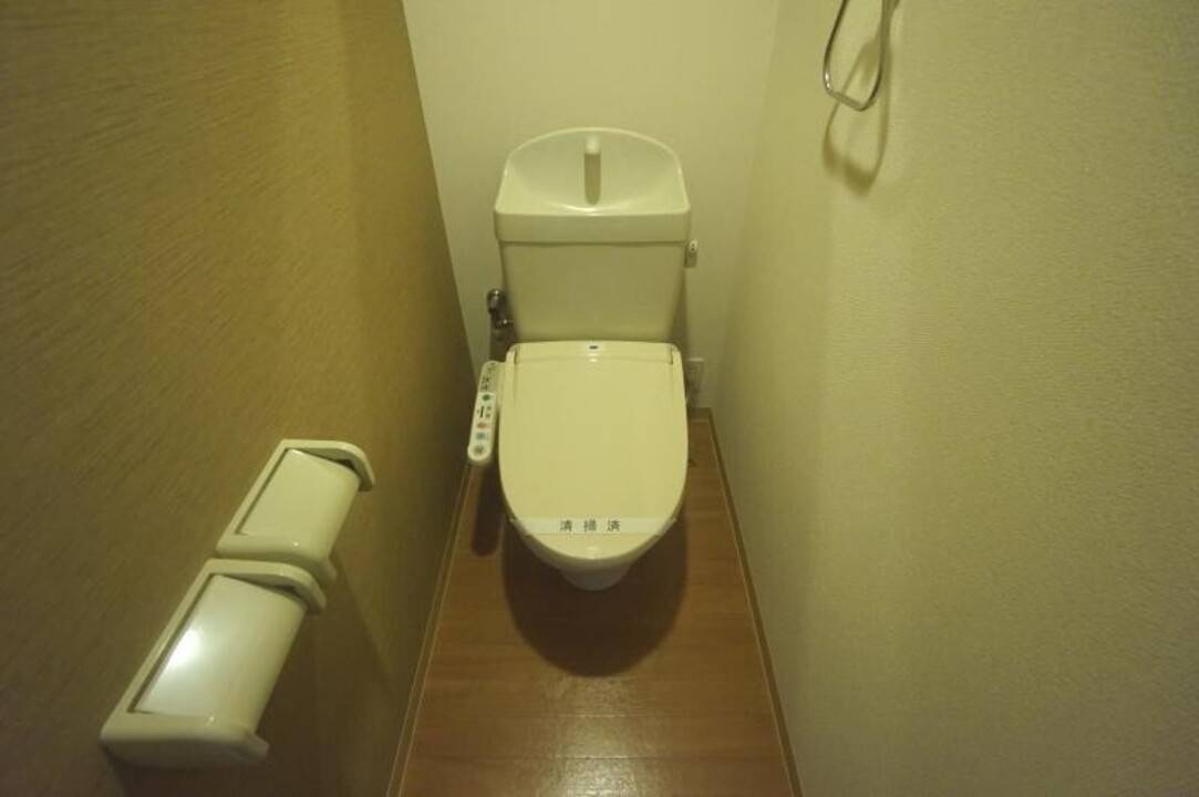 トイレ　トイレ