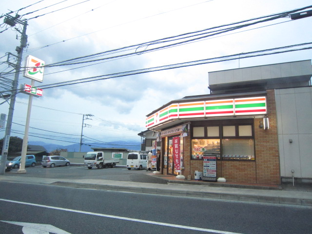 コンビニ　セブンイレブン 小田原下大井店（コンビニ）まで391m