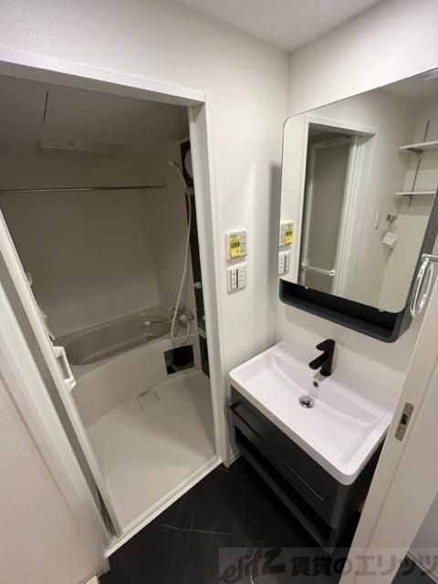 アドバンス江坂ラシュレの内装写真