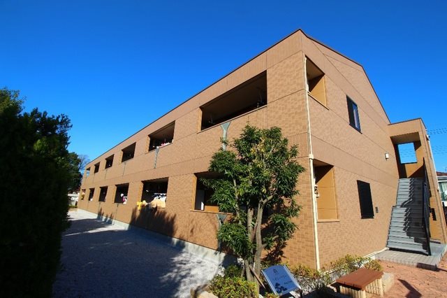 建物外観　パイン・ツリーのご紹介は住まいの窓口アソシエにお任せください