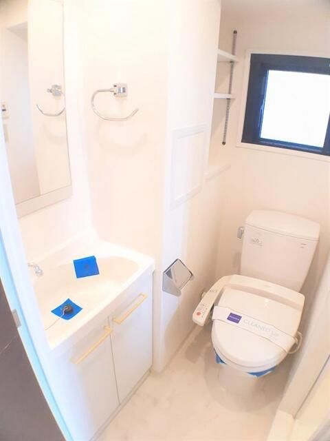 洗面設備　別タイプ部屋　参考写真です