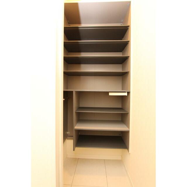 コルヌイエ八雲 部屋番号:301の内装写真