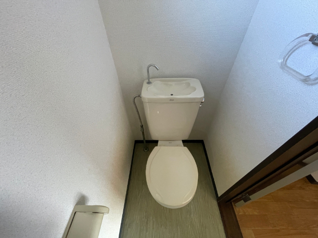 ビブロスヒルDのトイレ写真