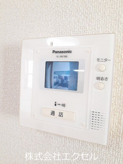 セキュリティ　来訪者の姿を確認できます。
