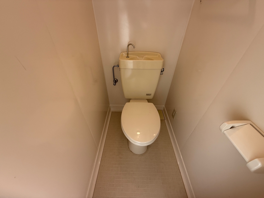 ノベラ海岸通のトイレ写真