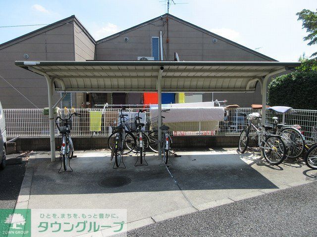 その他共有部分　屋根付き駐輪場