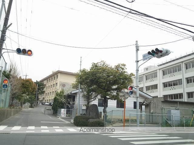 小学校　滝尾小学校　滝尾中学校（小学校）まで850m
