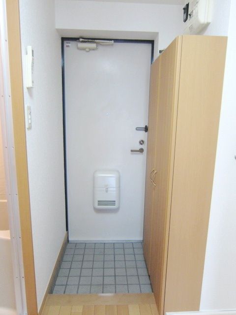 HGS府中イーストの玄関写真