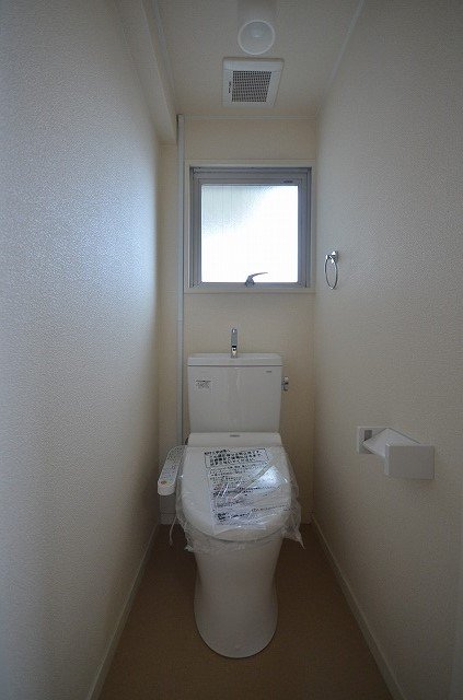トイレ　※同建物別号室の写真