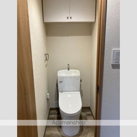 レジディア西天満のトイレ写真