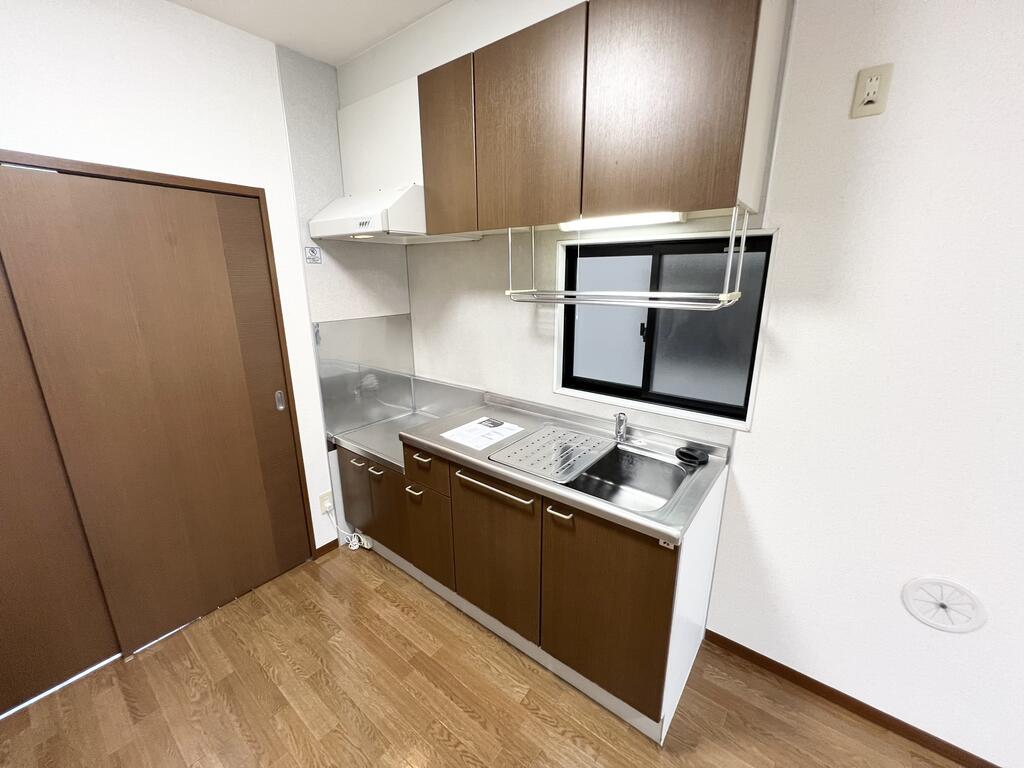 キッチン　写真は別部屋です