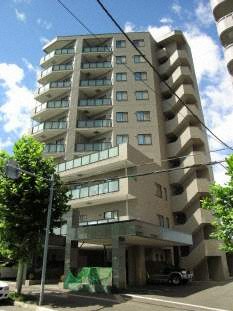 エントランス　建物入口です♪