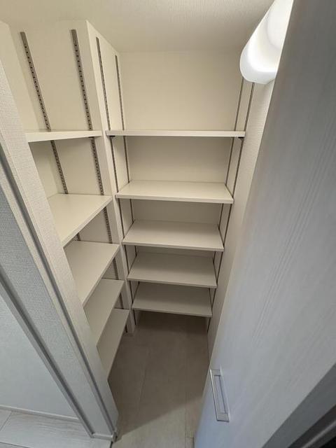 S-RESIDENCE広島駅enableの玄関写真