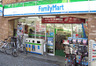 コンビニ　ファミリーマート 桜台駅前店（コンビニ）まで166m