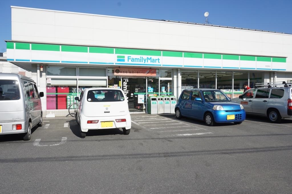 コンビニ　ファミリーマート 柏西原店（コンビニ）まで282m