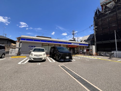 コンビニ　ローソン豊中山ノ上町店（コンビニ）まで423m