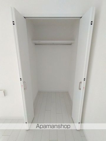 阪急千里線 吹田駅 徒歩12分 3階建 新築の内装写真