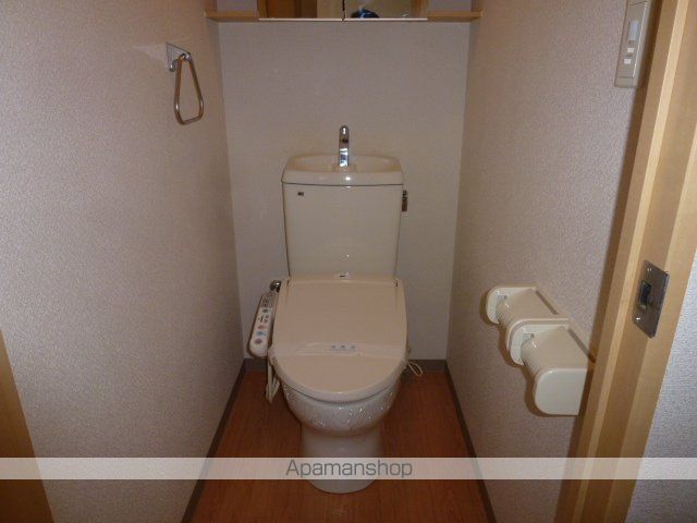 ＪＲ伯備線 伯耆大山駅 徒歩15分 2階建 築20年のトイレ写真