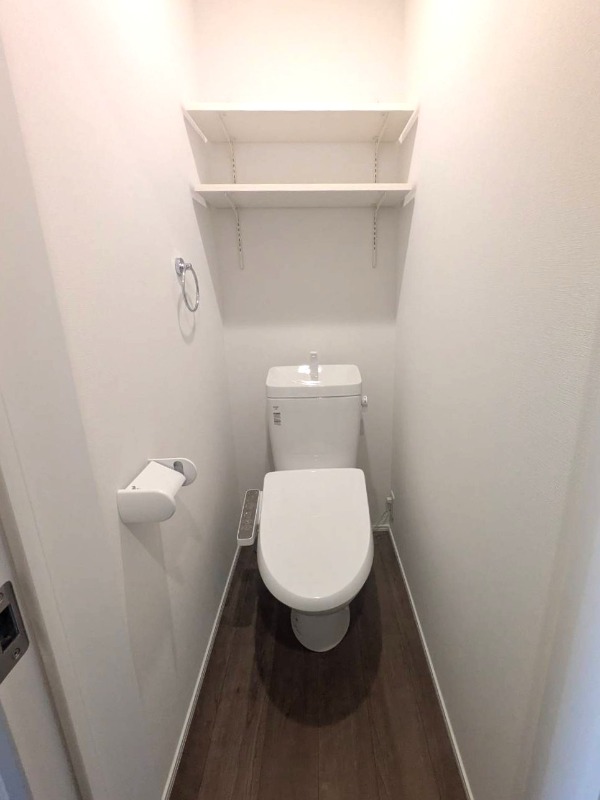 トイレ　同建物別号室