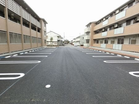 ＪＲ宇都宮線 宇都宮駅 バス乗車時間：17分 最寄りバス停で下車 徒歩3分 3階建 築10年のその他写真