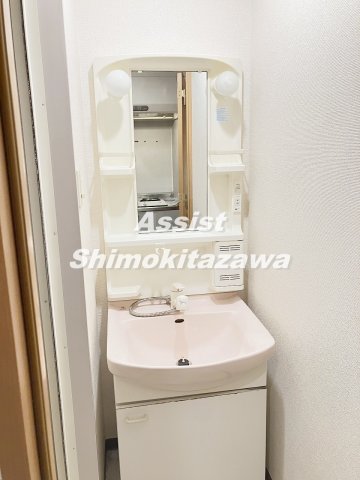 東急田園都市線 三軒茶屋駅 徒歩4分 4階建 築28年の内装写真