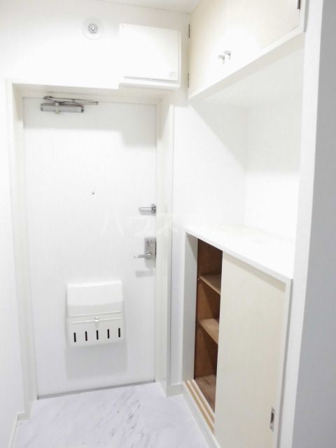エクセル仙川の玄関写真