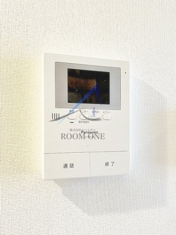 セキュリティ　モニター付きインターホンです。