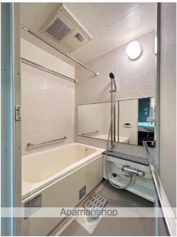 小田急線 世田谷代田駅 徒歩5分 3階建 築19年の風呂写真