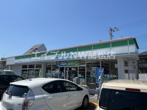 コンビニ　ファミリーマート 高松香西北店（コンビニ）まで247m