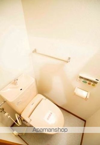 地下鉄御堂筋線 新大阪駅 徒歩5分 19階建 築25年のトイレ写真