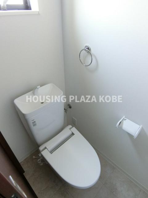 ワコーレヴィアーノ垂水城が山 猫の家のトイレ写真