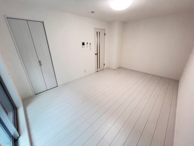 ＪＲ京葉線 蘇我駅 徒歩10分 3階建 築3年の居間写真