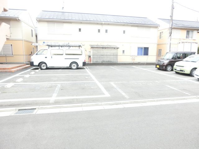 駐車場　※前回募集時の写真です（現況優先）