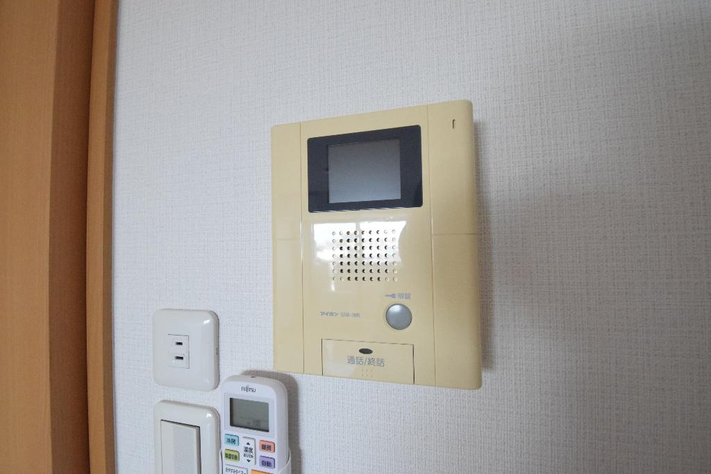 セキュリティ　カメラ付インターホン