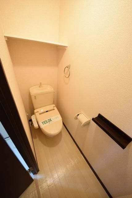 トイレ　寒い冬も快適な暖房便座ウォシュレット
