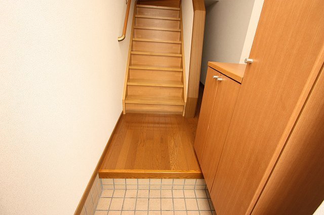 サンセール・Vの玄関写真