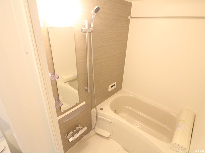 バス・シャワールーム　※他の部屋の参考写真です。