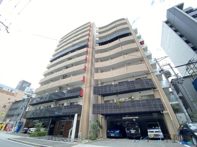 建物外観　落ち着いた雰囲気の外観です