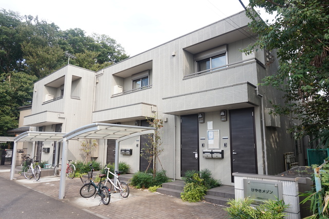 建物外観　閑静な住宅地でゆったりライフスタイルを満喫してください♪