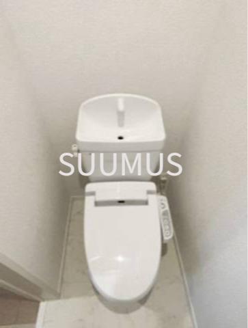 Rプレイス東新宿のトイレ写真
