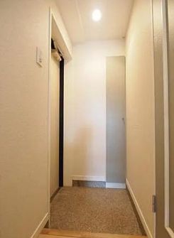 玄関　参考写真：別部屋タイプ