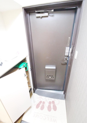 ＪＲ京浜東北線 鶴見駅 徒歩9分 11階建 築32年の玄関写真