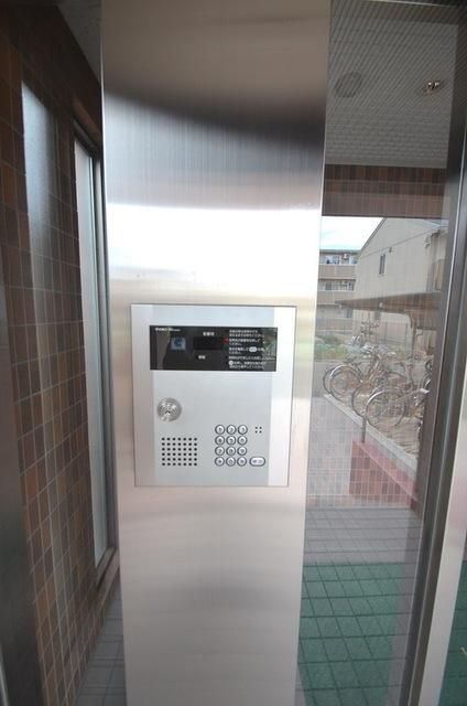 Y&Tレイジェンスの外観写真