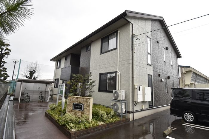 富山地鉄富山市内線 トヨタモビリティ富山Ｇスクエア五福前駅 徒歩24分 築10年