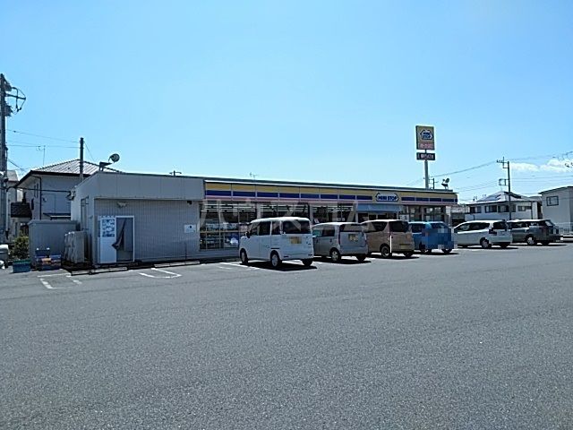 コンビニ　ミニストップ 富士宮島店（コンビニ）まで557m