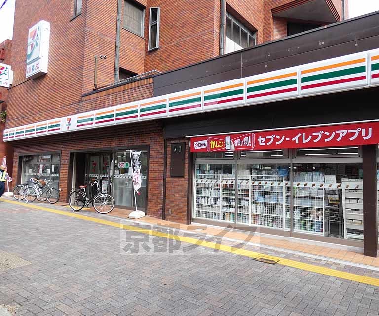 コンビニ　セブンイレブン京都西大路御池店（コンビニ）まで62m